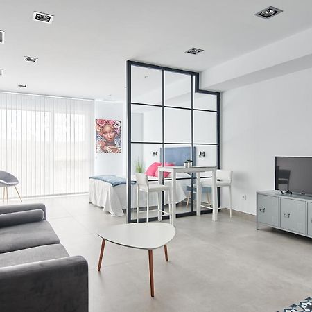 9 Nidos Centrica Suites - Nuevo بلاسينثيا المظهر الخارجي الصورة