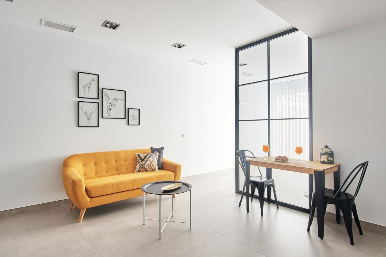 9 Nidos Centrica Suites - Nuevo بلاسينثيا المظهر الخارجي الصورة